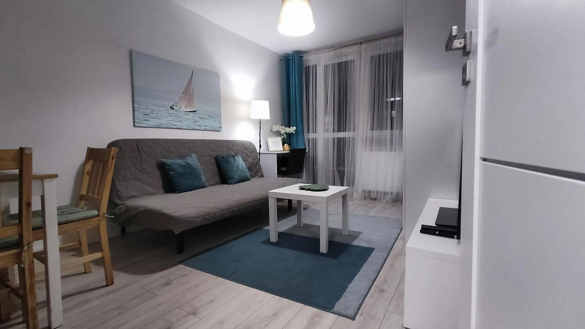 Klosna 7 By Homeprime Wroclaw Apartment